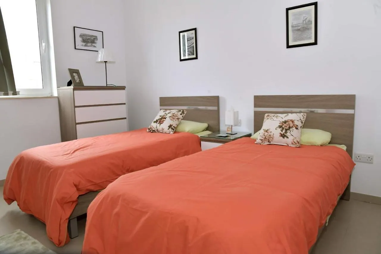 Valley Of Honey Apartment Mosta 0*,  Malta