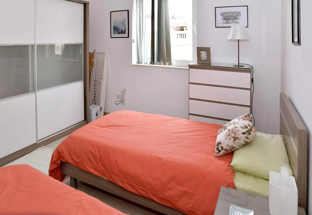 Valley Of Honey Apartment Mosta