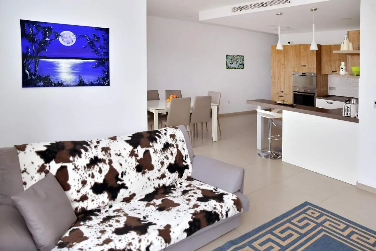 Valley Of Honey Apartment Mosta Malta